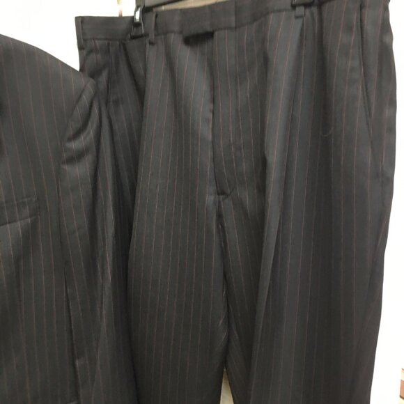 Ted Baker Endurance 2 piece black pinstripe suit 44R - Picture 5 of 16